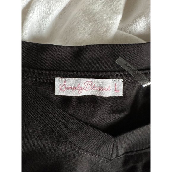 Simply Blessed black v neck short sleeve top Large - Picture 4 of 4
